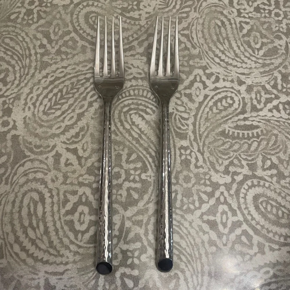 Chef and Sommelier Hammered Stainless Steel Dinner Fork Set 2 Silver Flatware